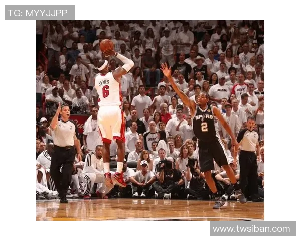 2013年热火队与森林狼队的精彩对决回顾与分析 2013年热火队与森林狼队的精彩对决回顾与分析