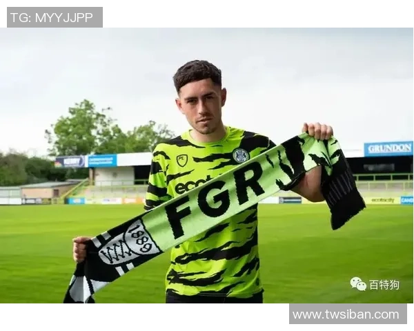 朴次茅斯与米尔顿的激烈对决展现英足坛新风貌