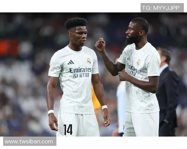 楚阿梅尼的成长之路与未来发展展望：从青涩球员到足球明星的蜕变