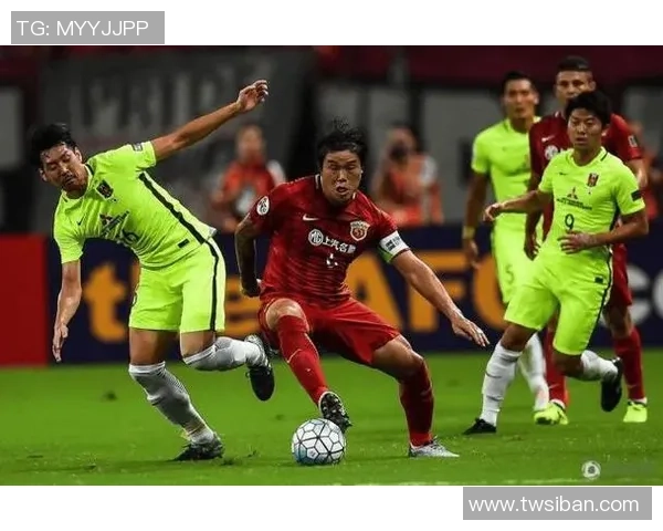 神户胜利与东京FC的激烈对决展现足球魅力与团队精神 神户胜利与东京FC的激烈对决展现足球魅力与团队精神